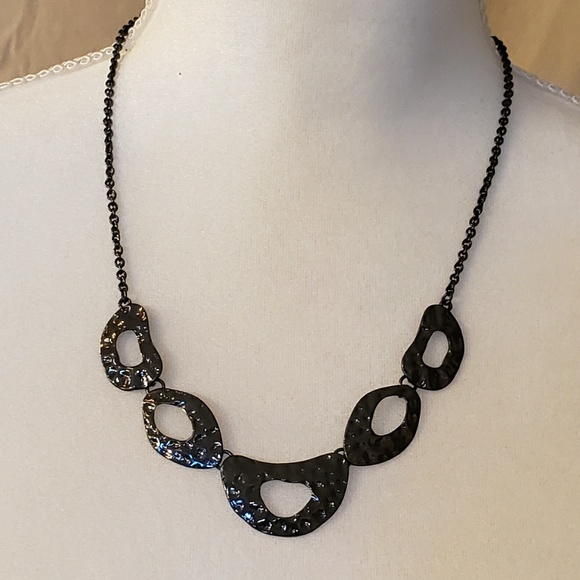 Black, Hammered Metal, Necklace and Earrings Set - Picture 8 of 8
